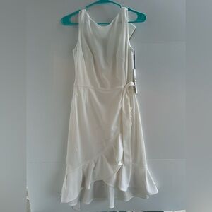 Elegant Ivory Sleeveless Dress